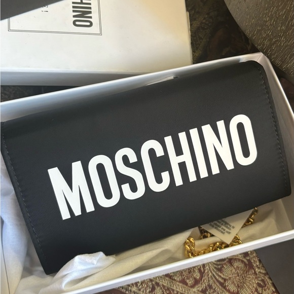 Authentic MOSCHINO Leather/Satin Bear print magnetic closure flap Crosby/Clutch - Picture 4 of 17